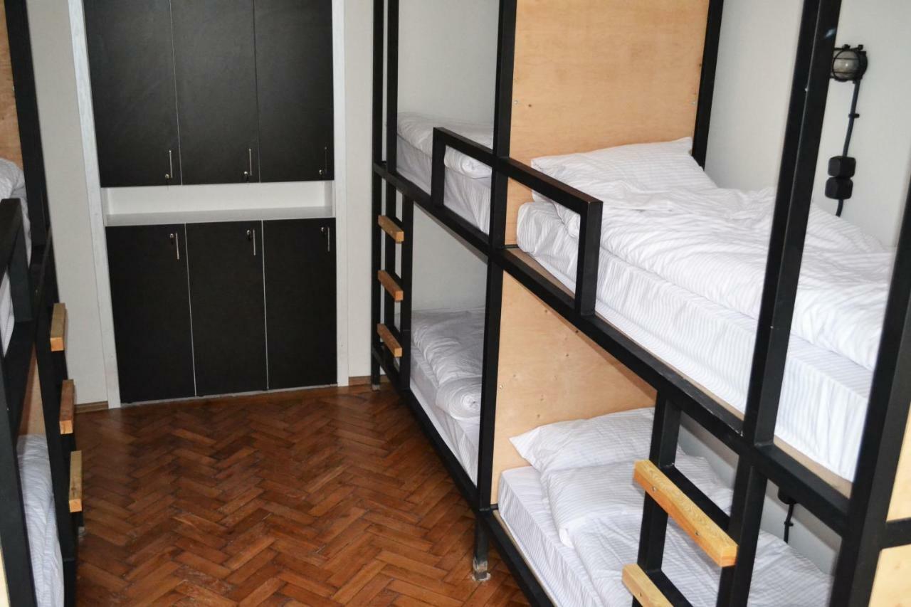 21/9 Baker Street Hostel Lviv Luaran gambar