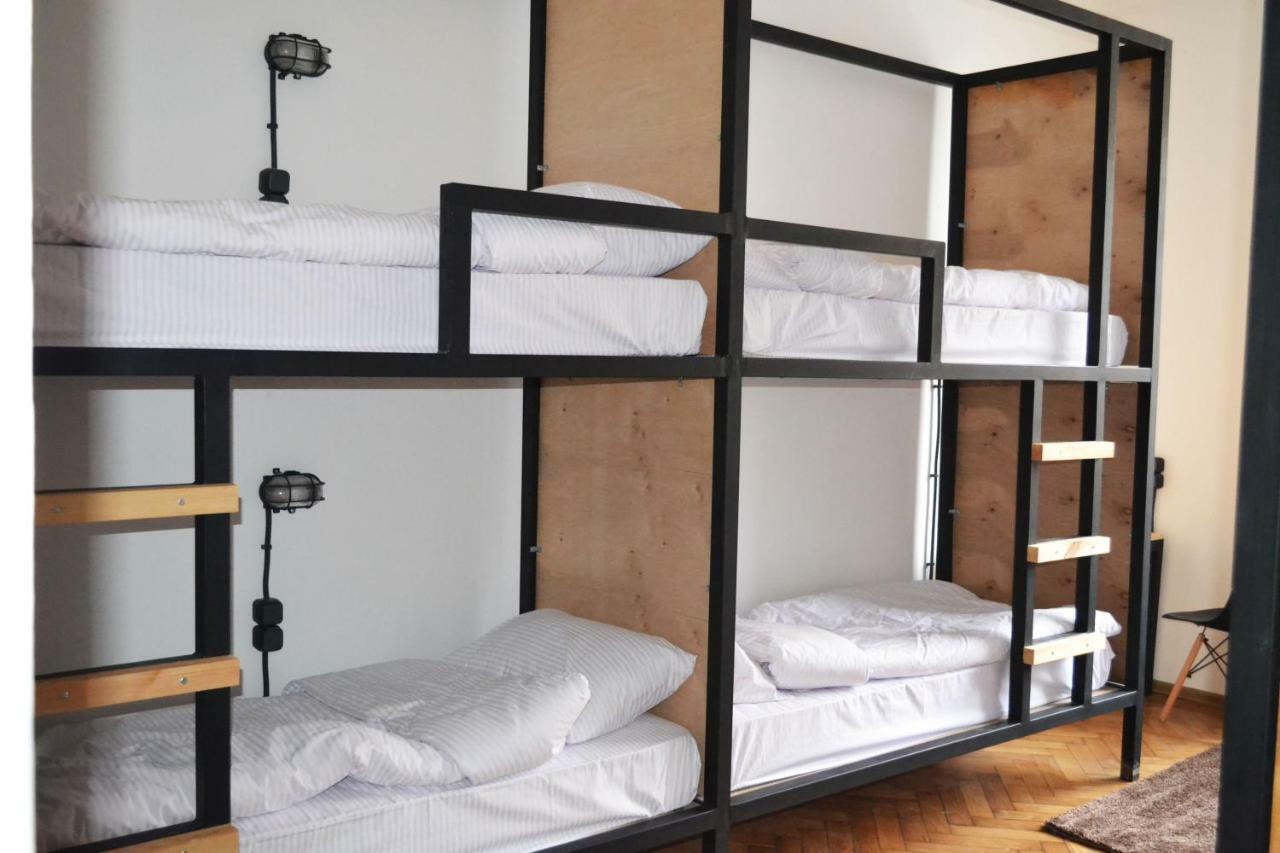 21/9 Baker Street Hostel Lviv Luaran gambar